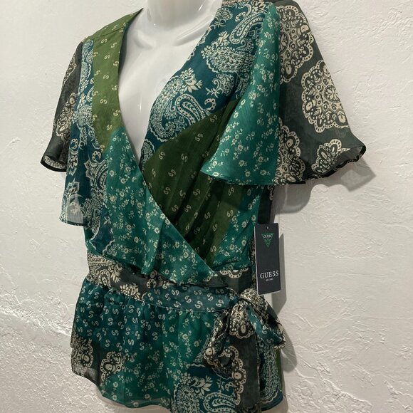NWT Guess Blouse Short sleeve Ferra Top Sheer Bandana Print Green Side Tie M - Picture 4 of 13